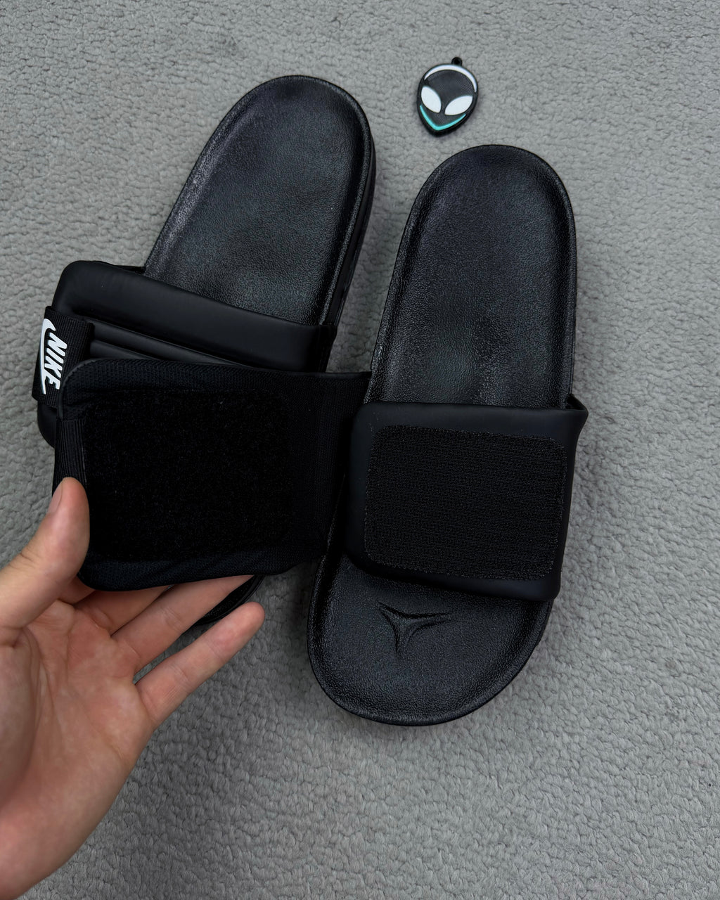 CHINELO NK OFFCOURT ADJUST