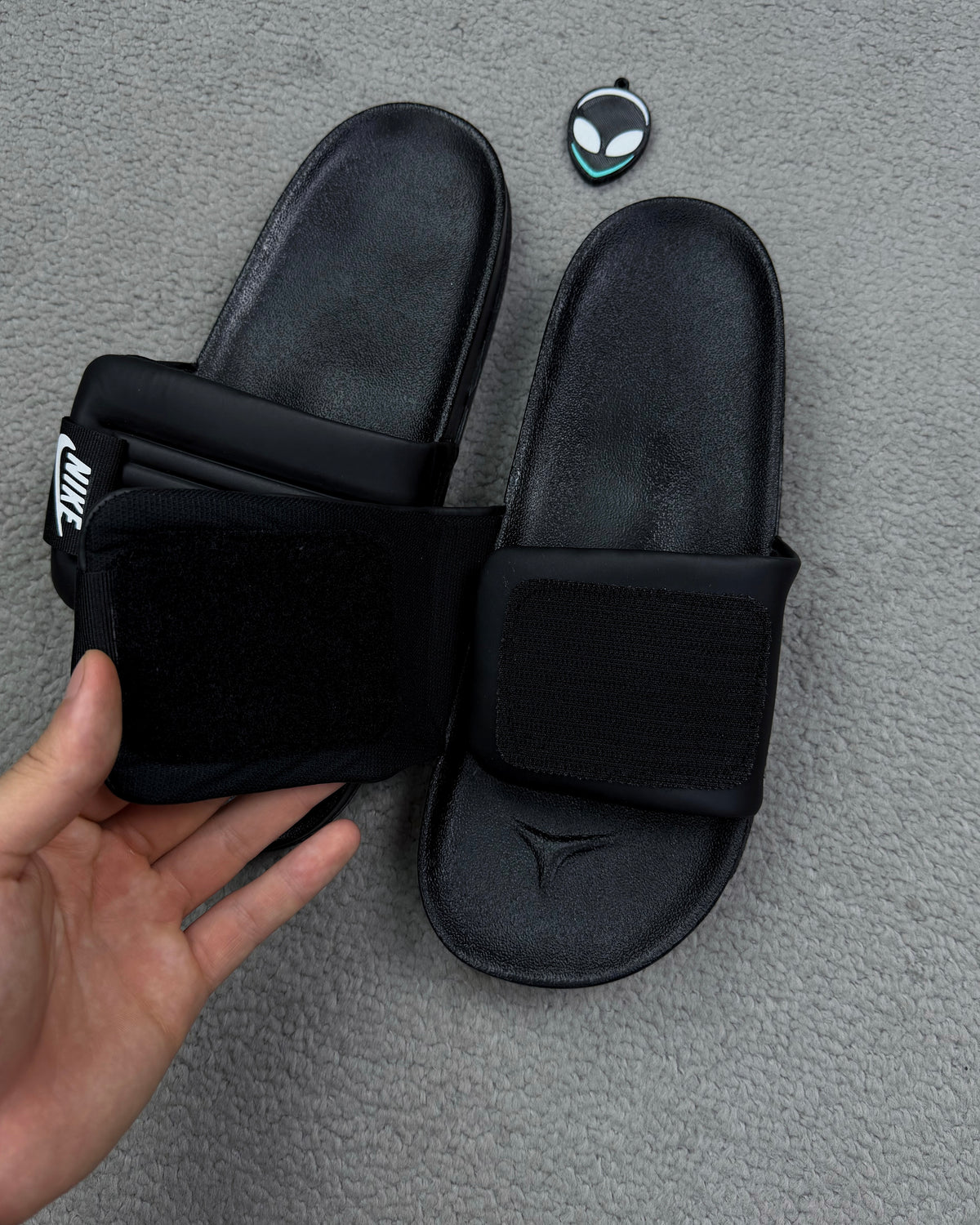 CHINELO NK OFFCOURT ADJUST