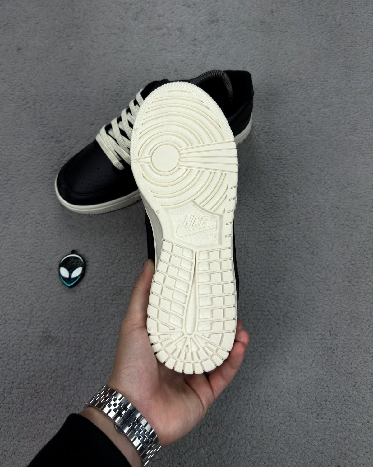 TÊNIS NK DUNK PRETO/BEGE