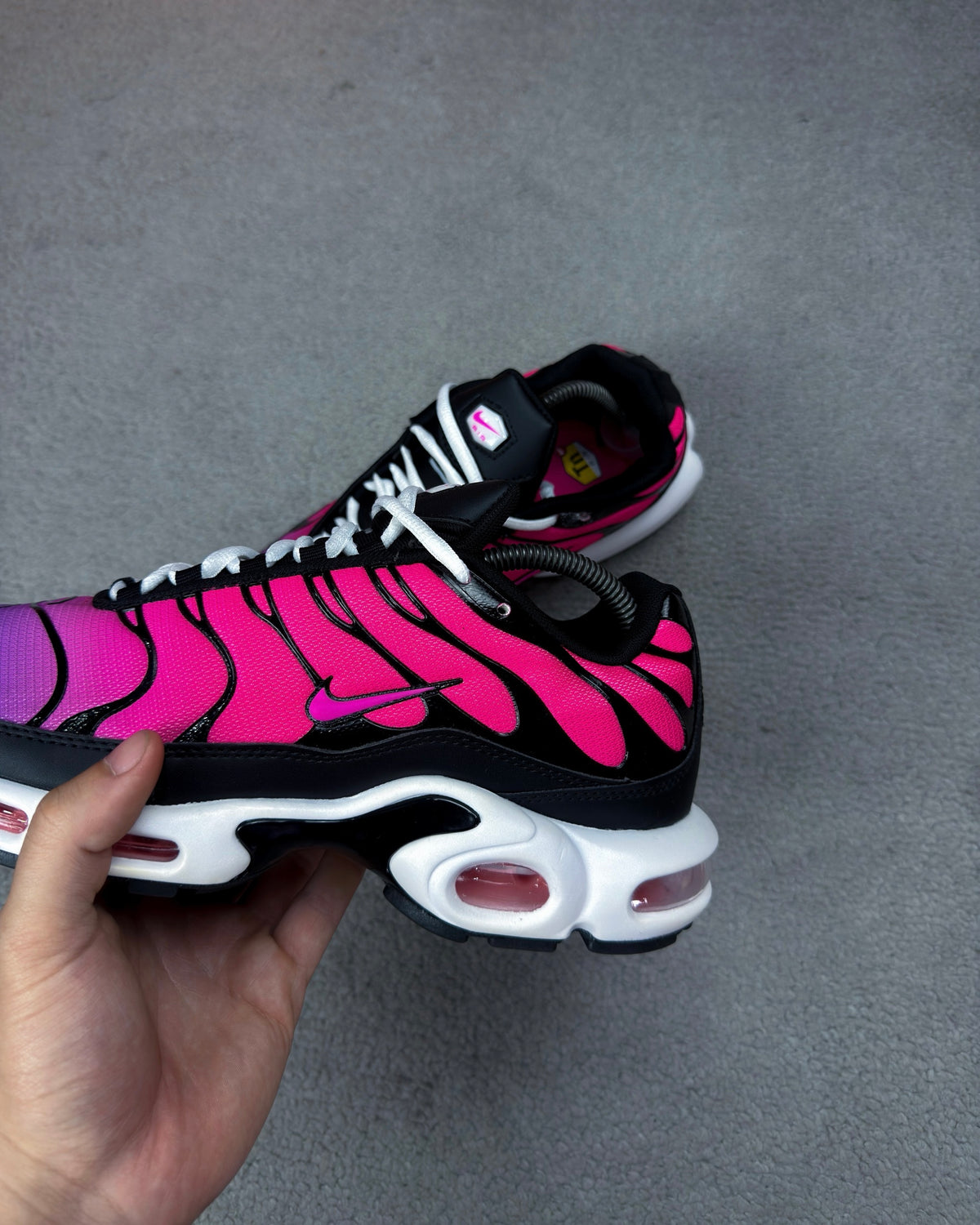 TÊNIS NK AIR MAX PLUS TN DUSK