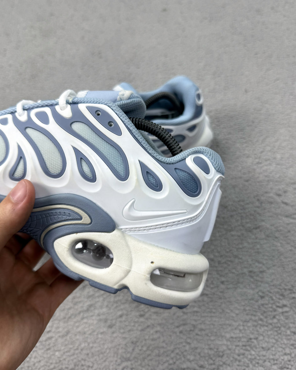 TÊNIS NK AIR MAX TN PLUS DRIFT ASHEN SLATE