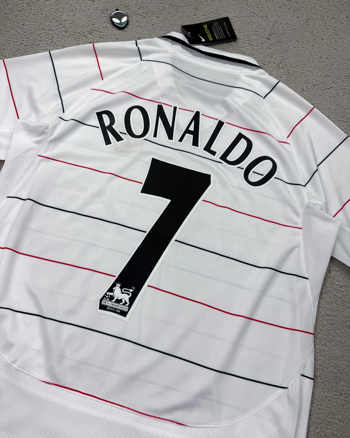 CAMISETA RETRÔ MANCHESTER UNITED 2004/2005 CR7