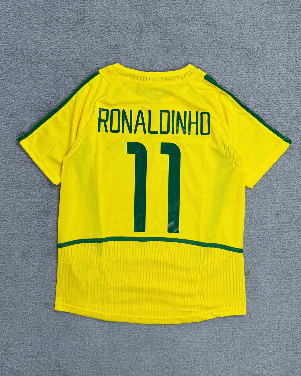 CAMISA RETRÔ BRASIL COPA 2002 RONALDINHO