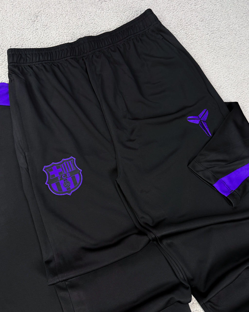 CONJUNTO TREINO BARCELONA PRETO/ROXO