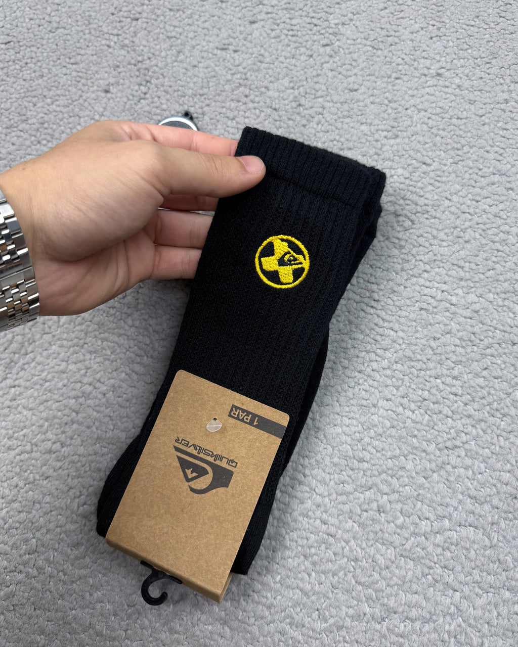 MEIA QUIK BORDADA PRETO/AMARELO