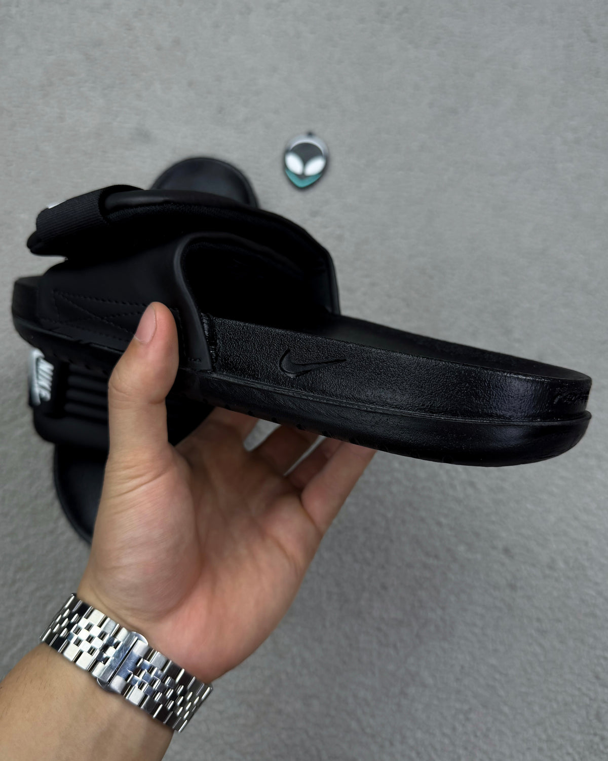 CHINELO NK OFFCOURT ADJUST