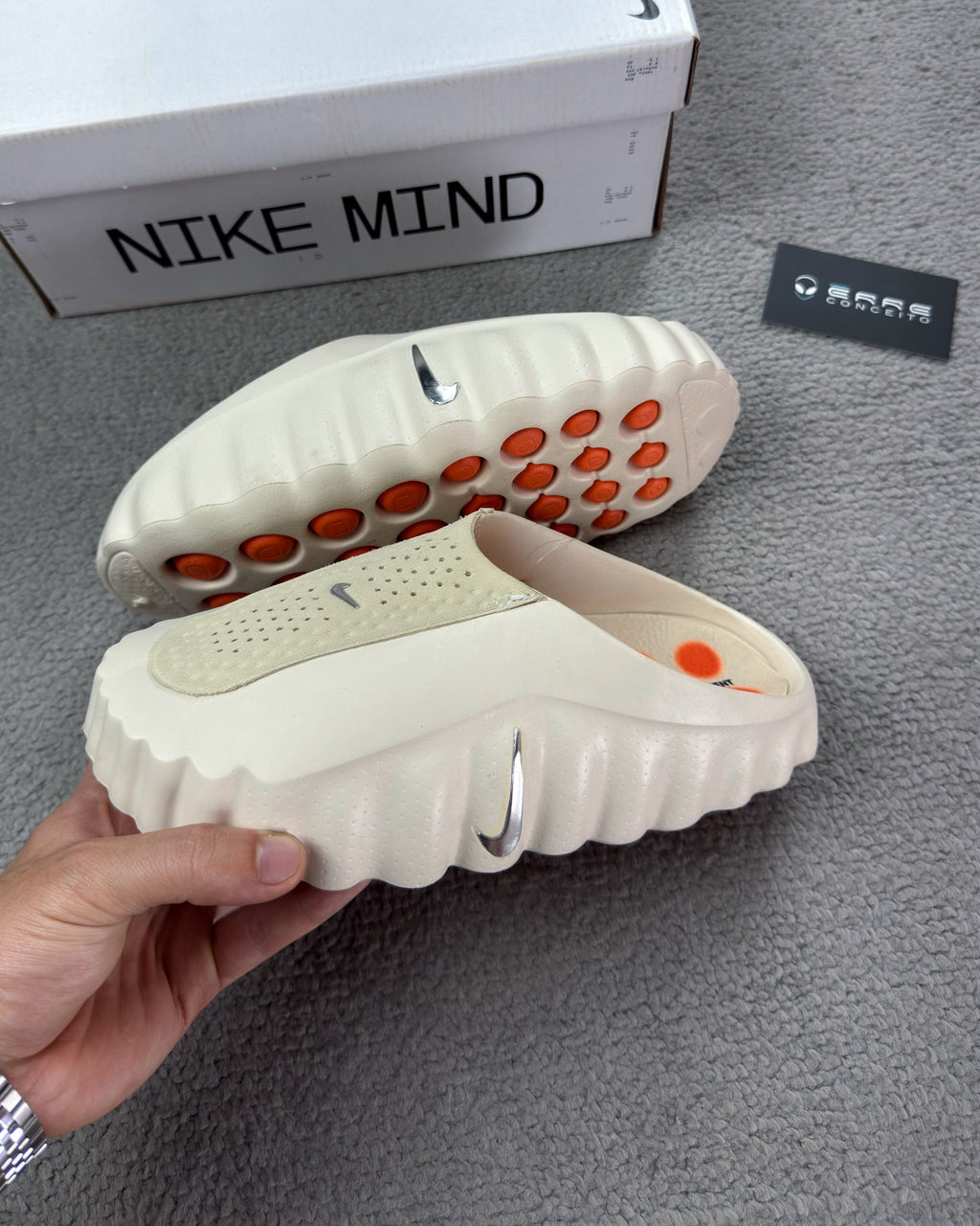 CHINELO NIKE MIND 001