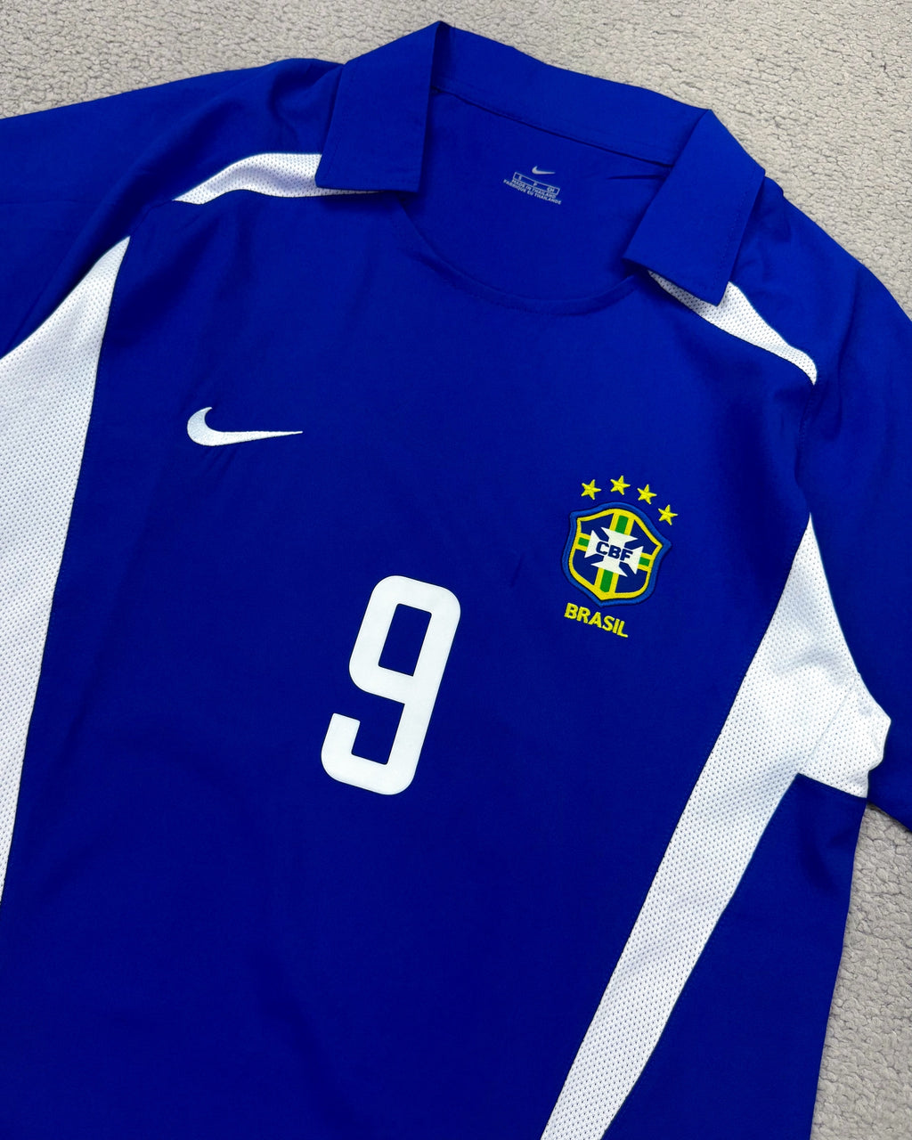 CAMISETA RETRÔ BRASIL RONALDO 2002