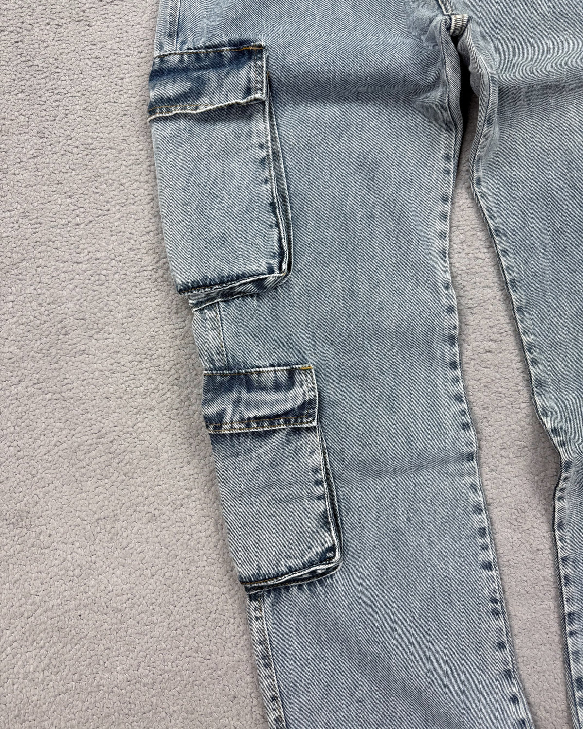 CALÇA JEANS CARGO 4 BOLSOS