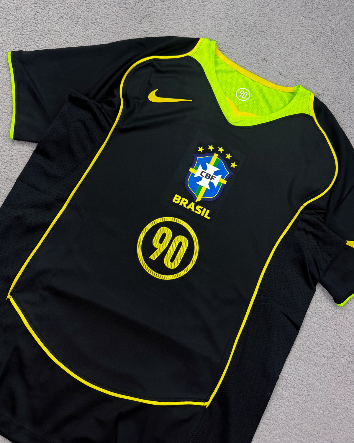CAMISETA RETRÔ BRASIL TOTAL 90