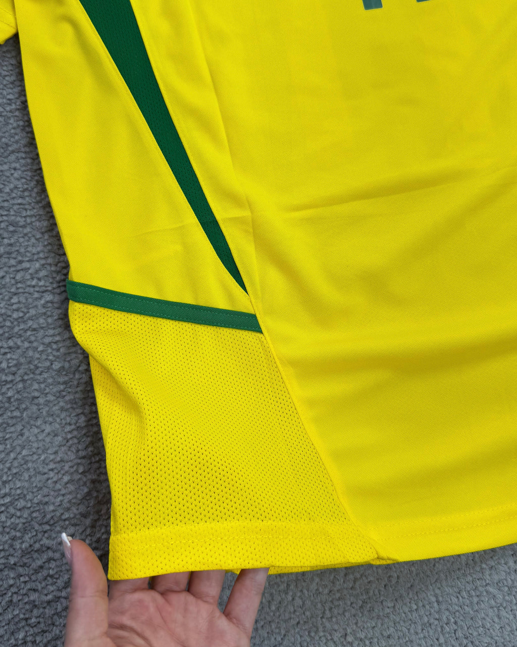 CAMISA RETRÔ BRASIL COPA 2002 RONALDINHO