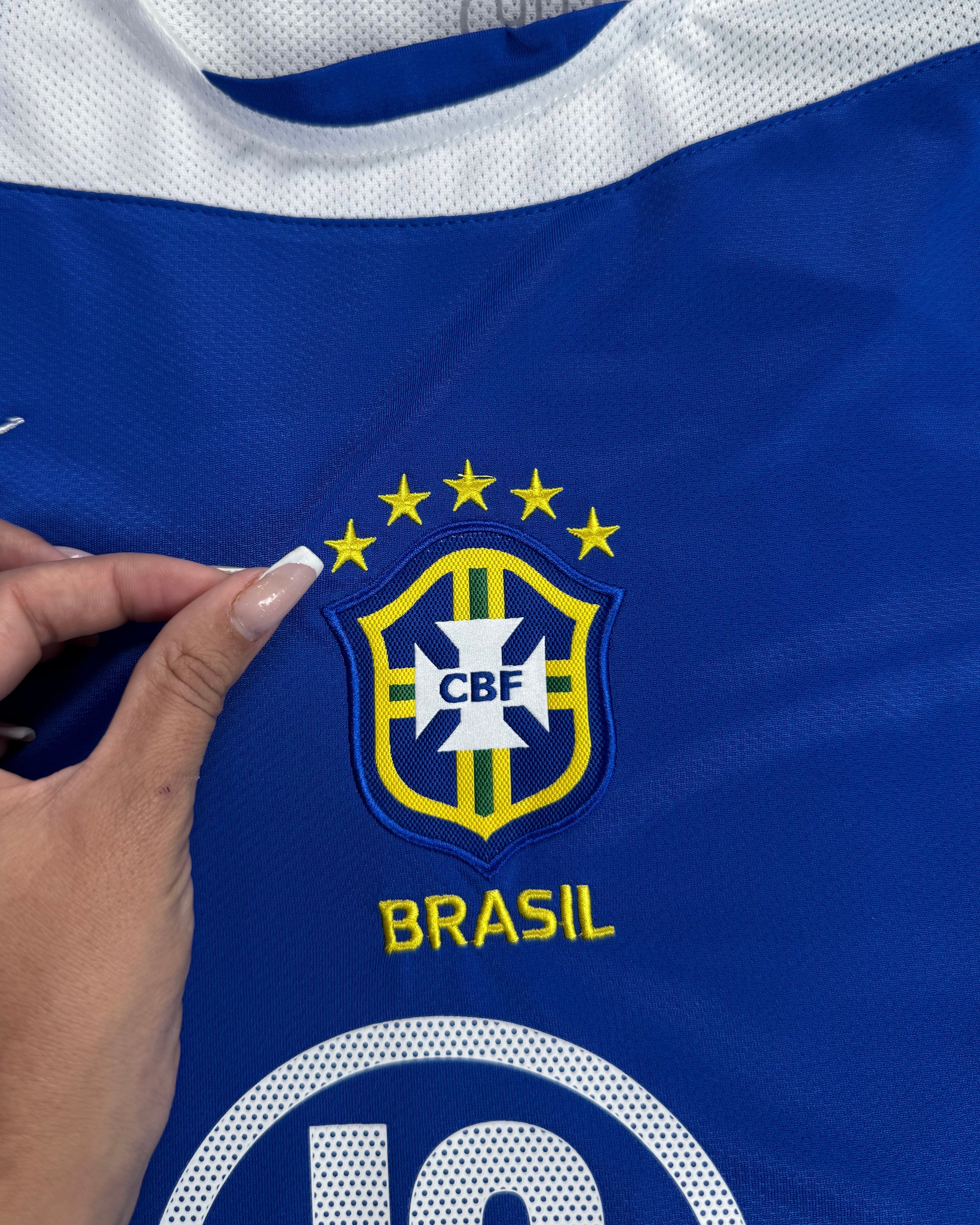 CAMISA RETRÔ TOTAL 90 RONALDINHO 2004/2005
