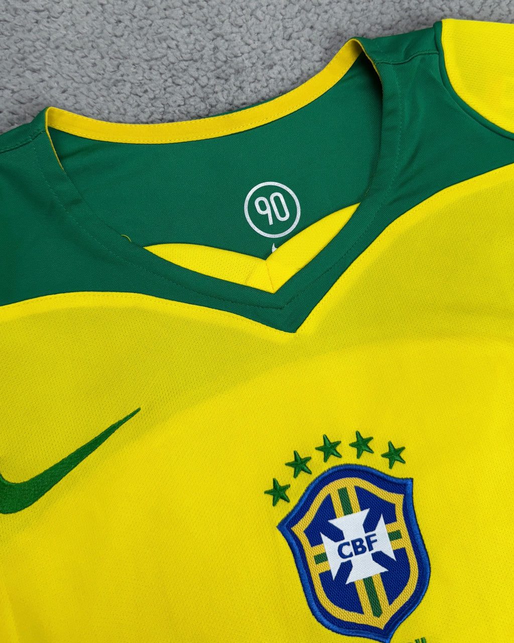 CAMISA RETRÔ BRASIL TOTAL 90 RONALDO 2004/2005