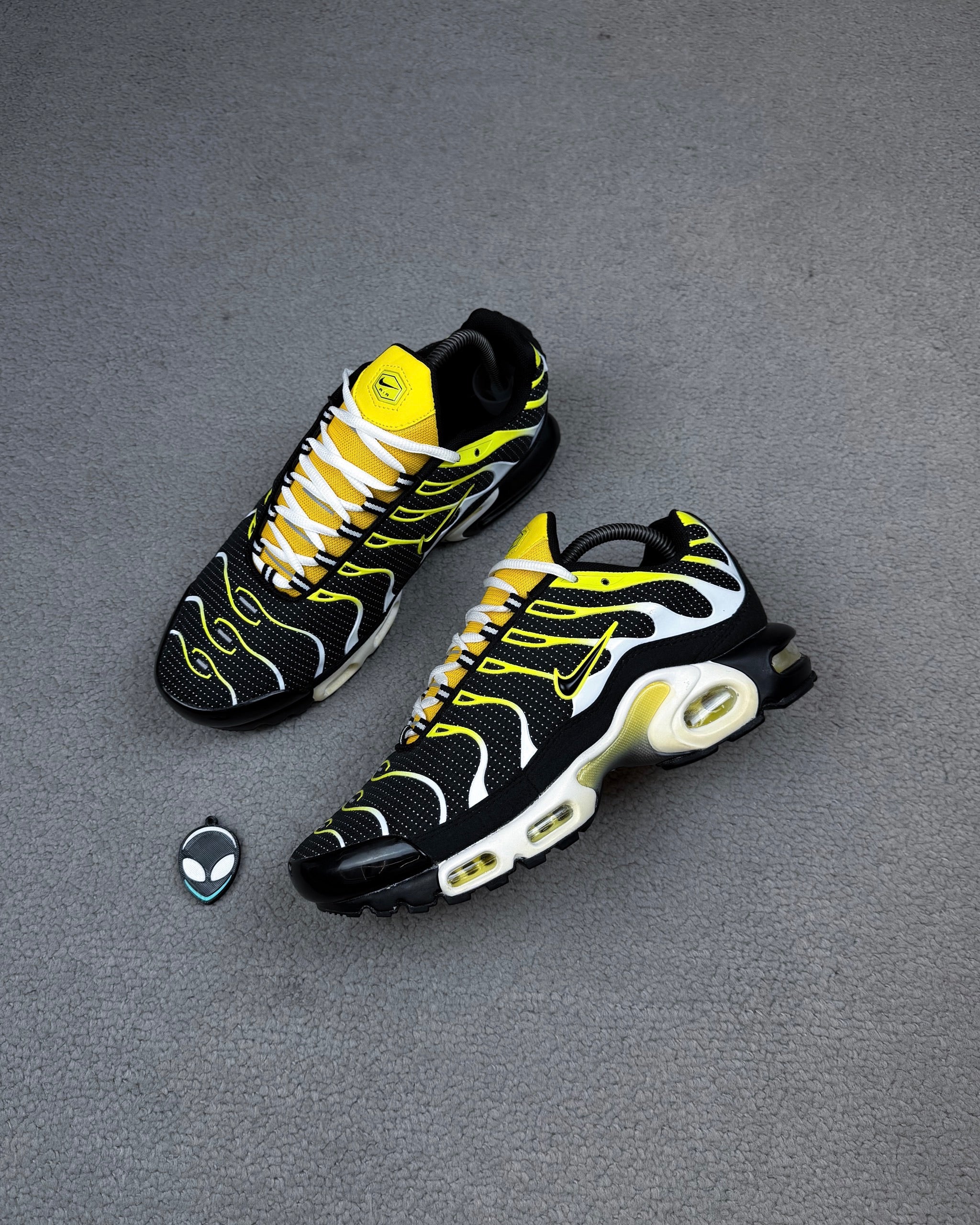 TÊNIS AIR MAX PLUS TN TOUR YELLOW