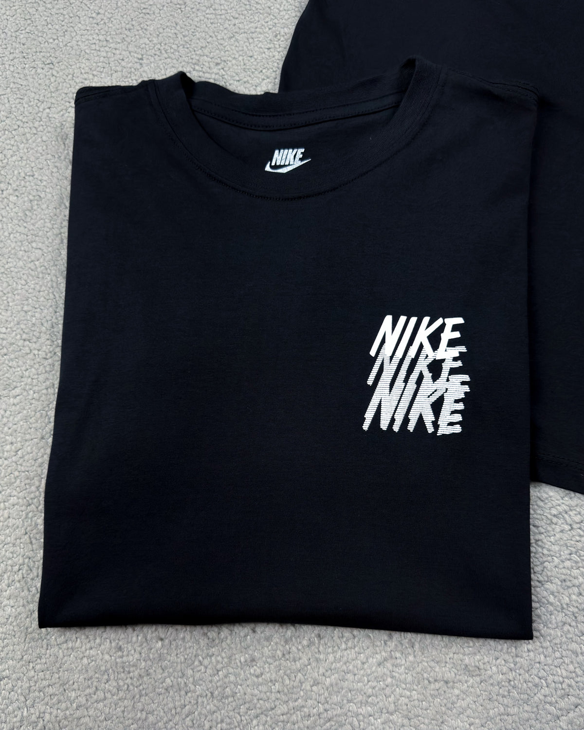 CAMISETA NK REPEAT FADE