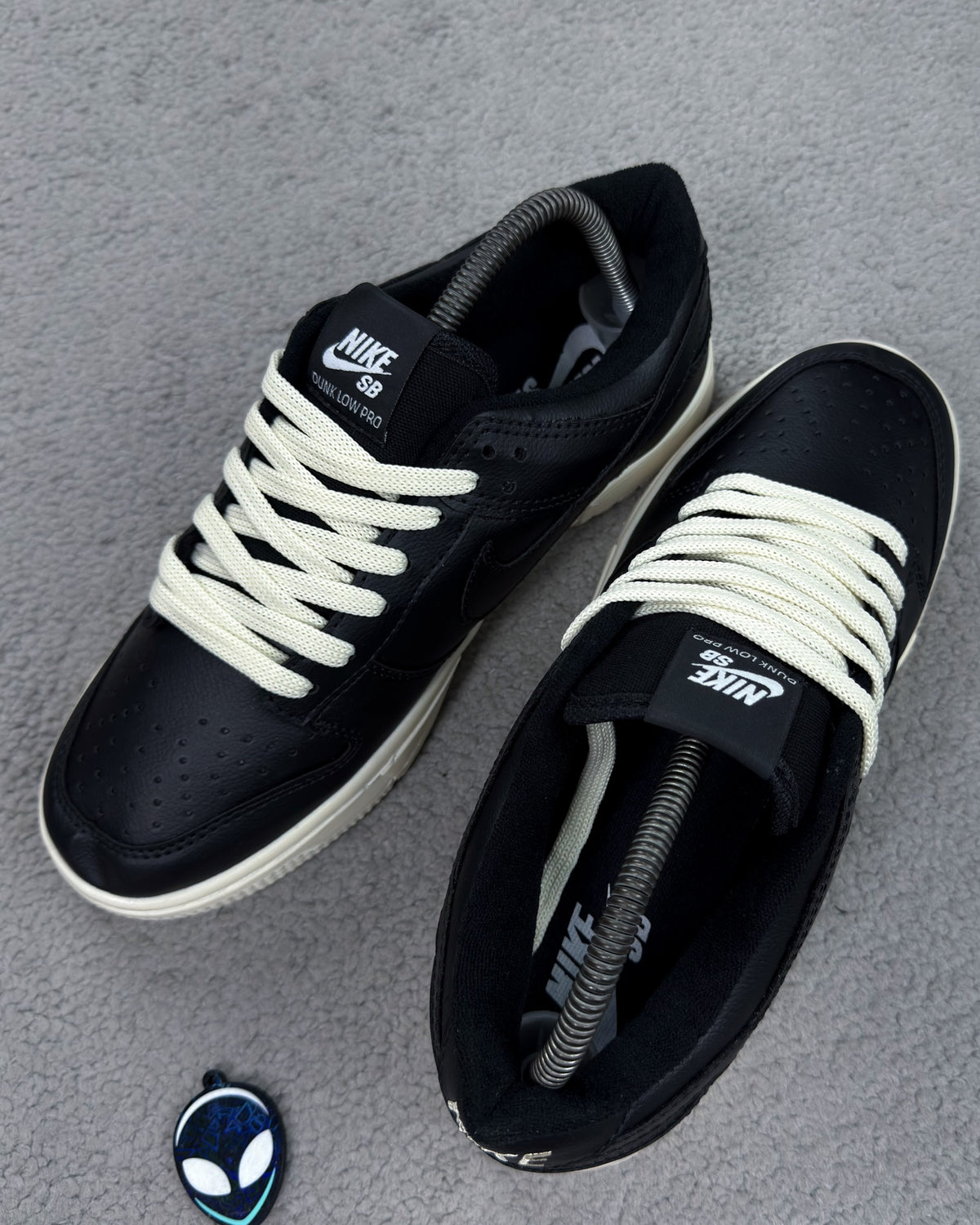 TÊNIS NK DUNK PRETO/BEGE