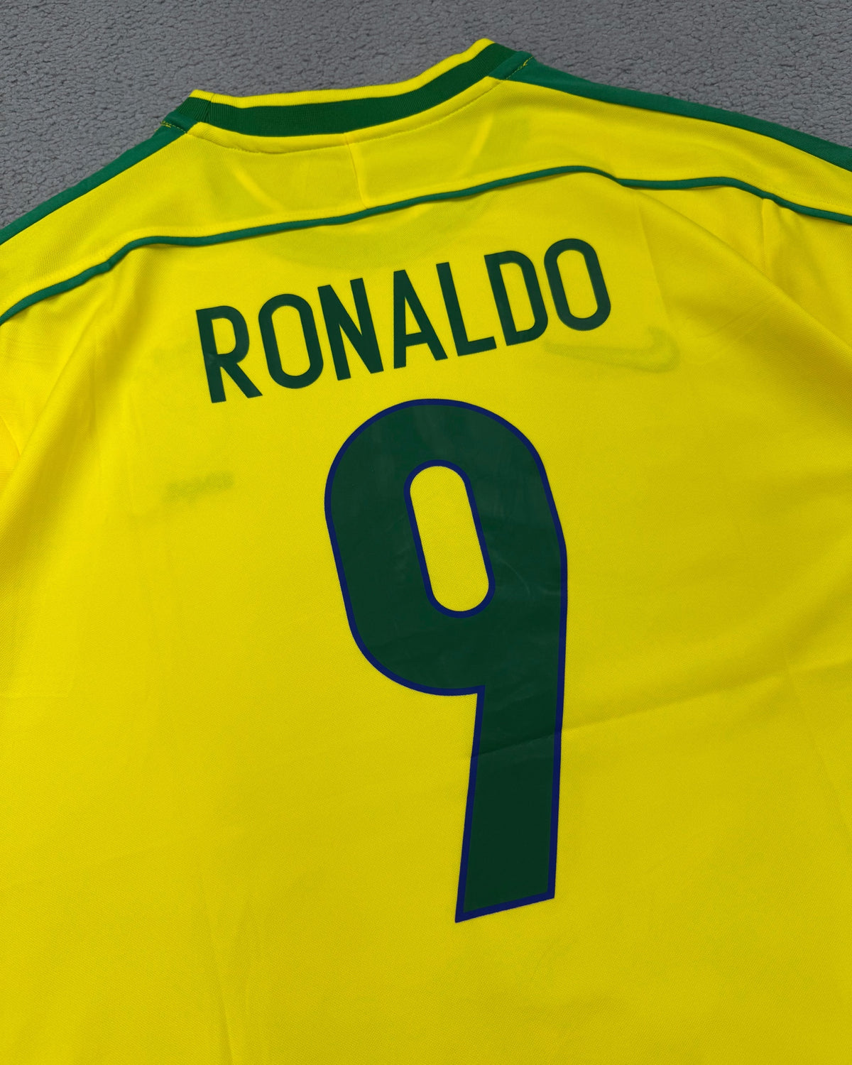 CAMISETA RETRÔ BRASIL RONALDO 98