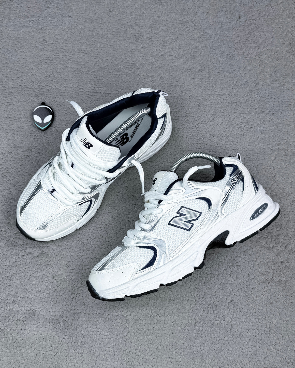 TÊNIS NB 530 - WHITE SILVER