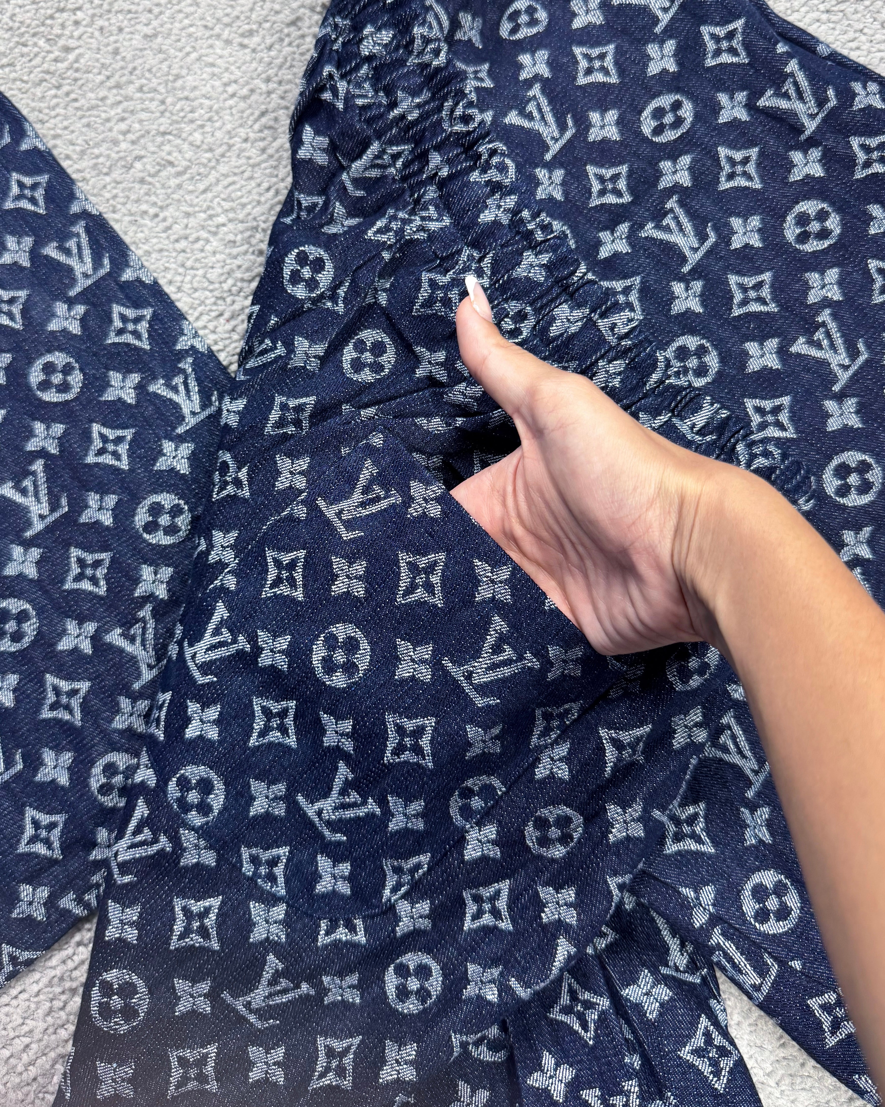 CONJUNTO LV JEANS