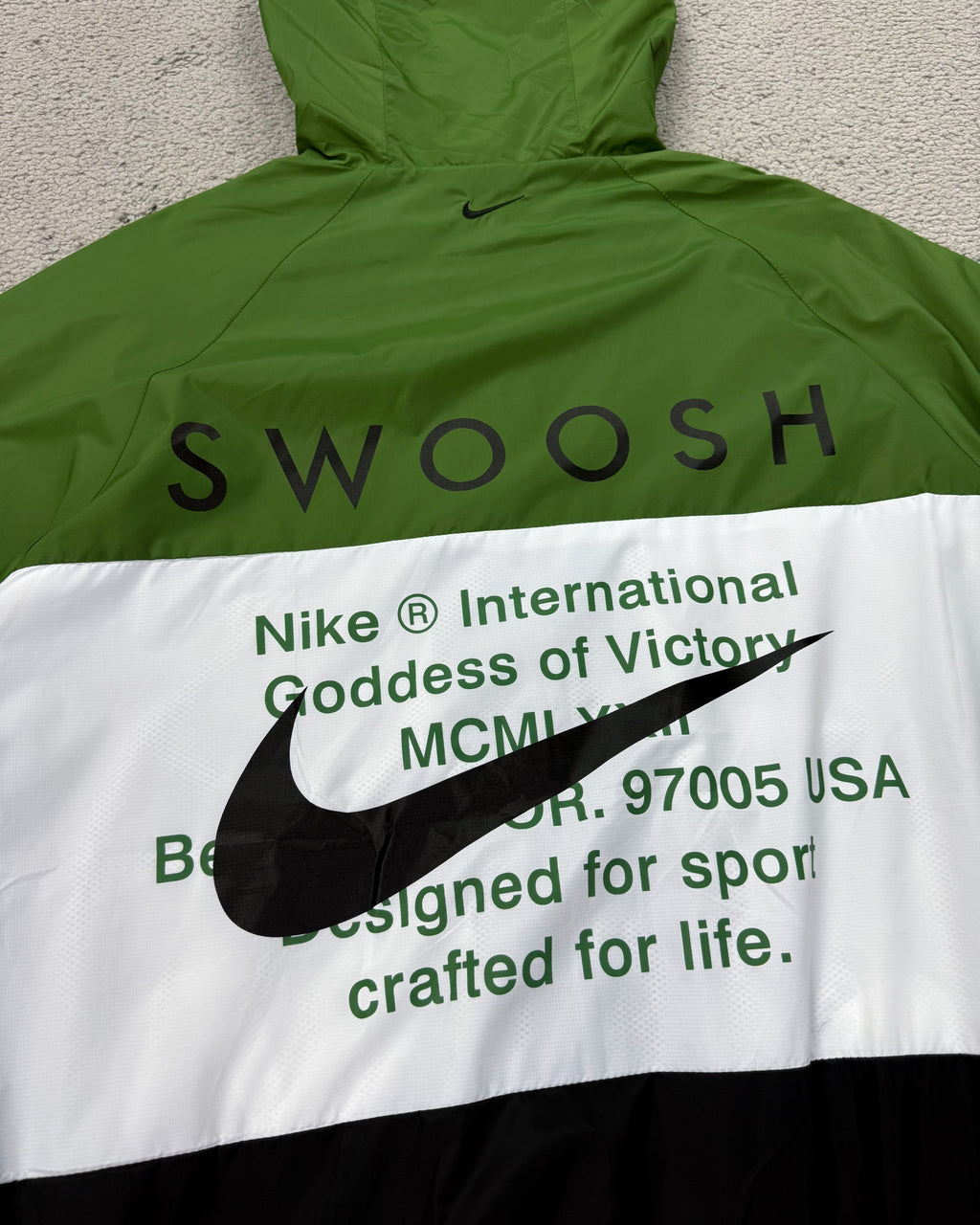 CORTA VENTO NK DOUBLE SWOOSH