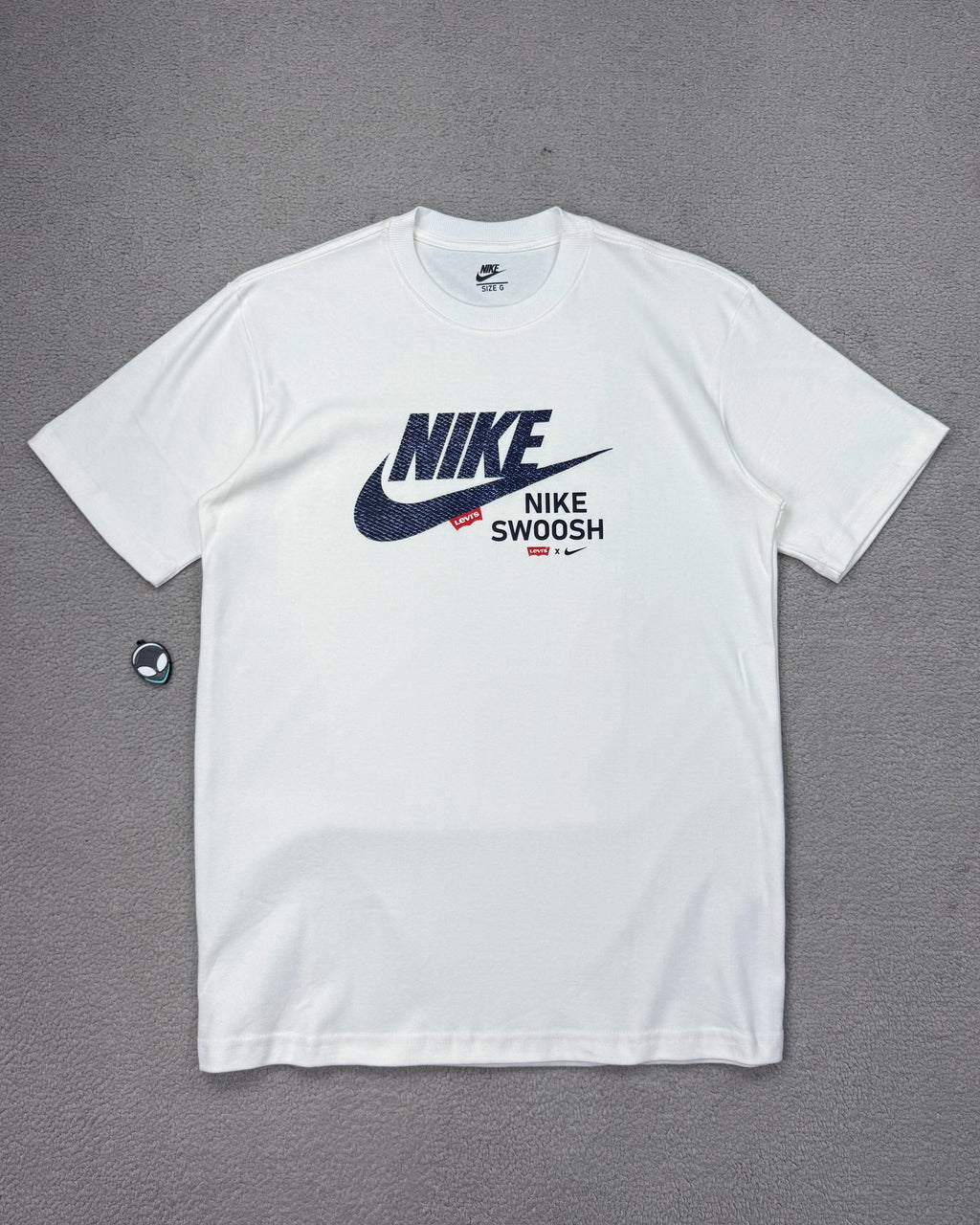 CAMISETA MALHÃO SWOOSH NK/LEVIS