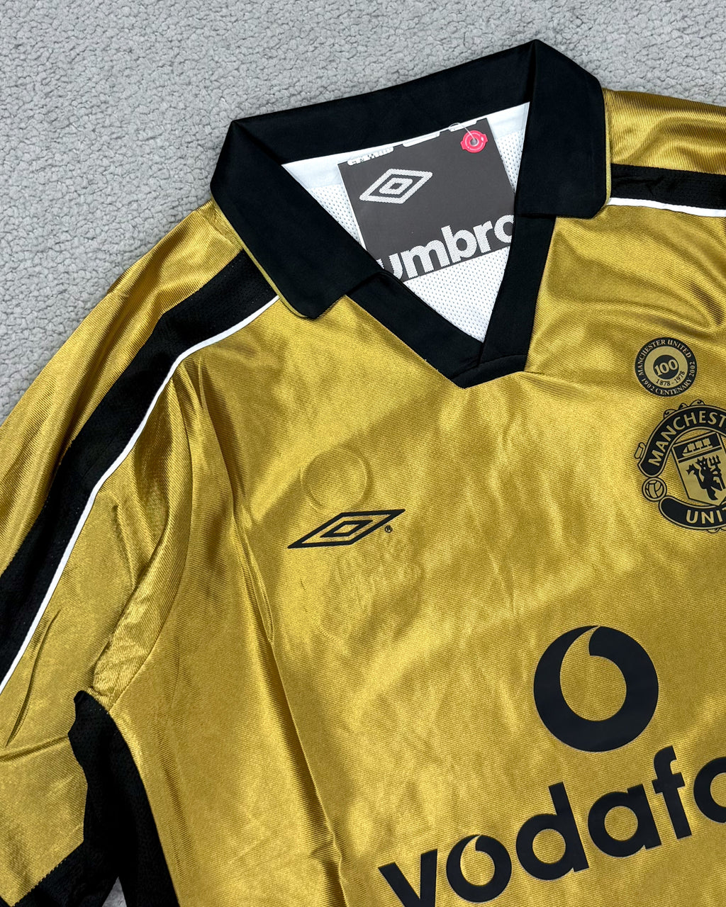 CAMISETA RETRÔ CENTENÁRIO 1902 - 2002 MANCHESTER UNITED DUPLA FACE