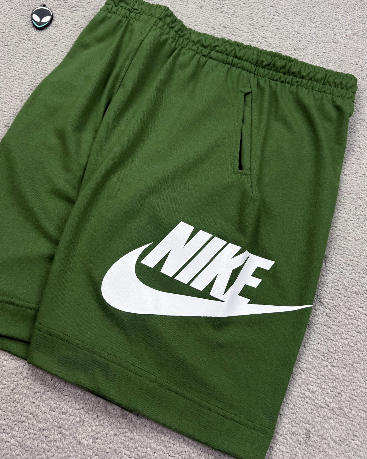 BERMUDA MOLETINHO NK ICON VERDE