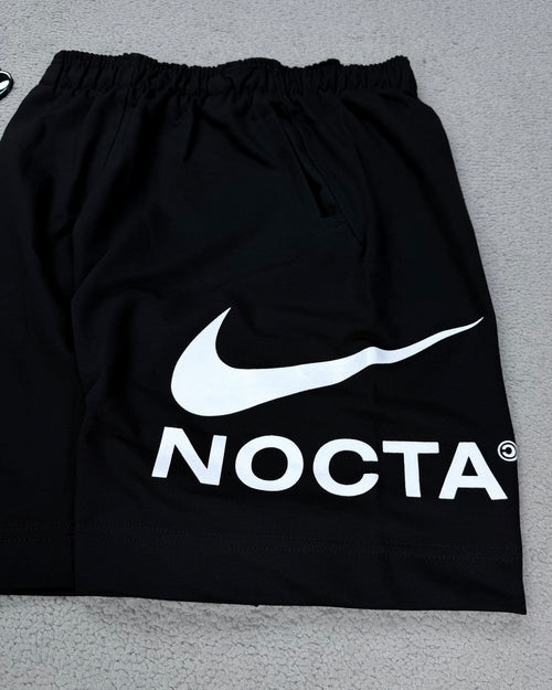BERMUDA MOLETINHO NIKE X NOCTA
