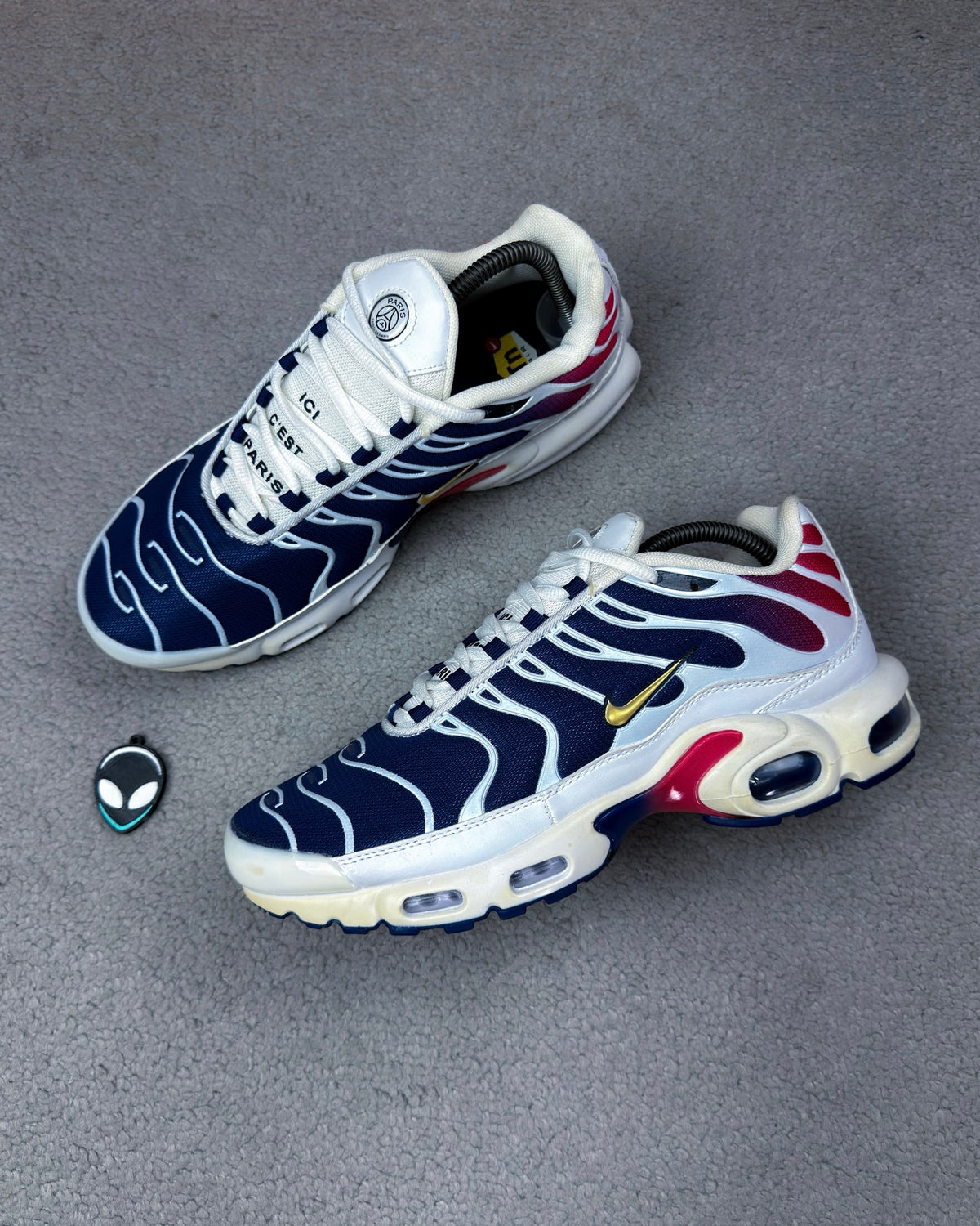 TÊNIS NK AIR MAX PLUS TN PARIS SAINT GERMAIN