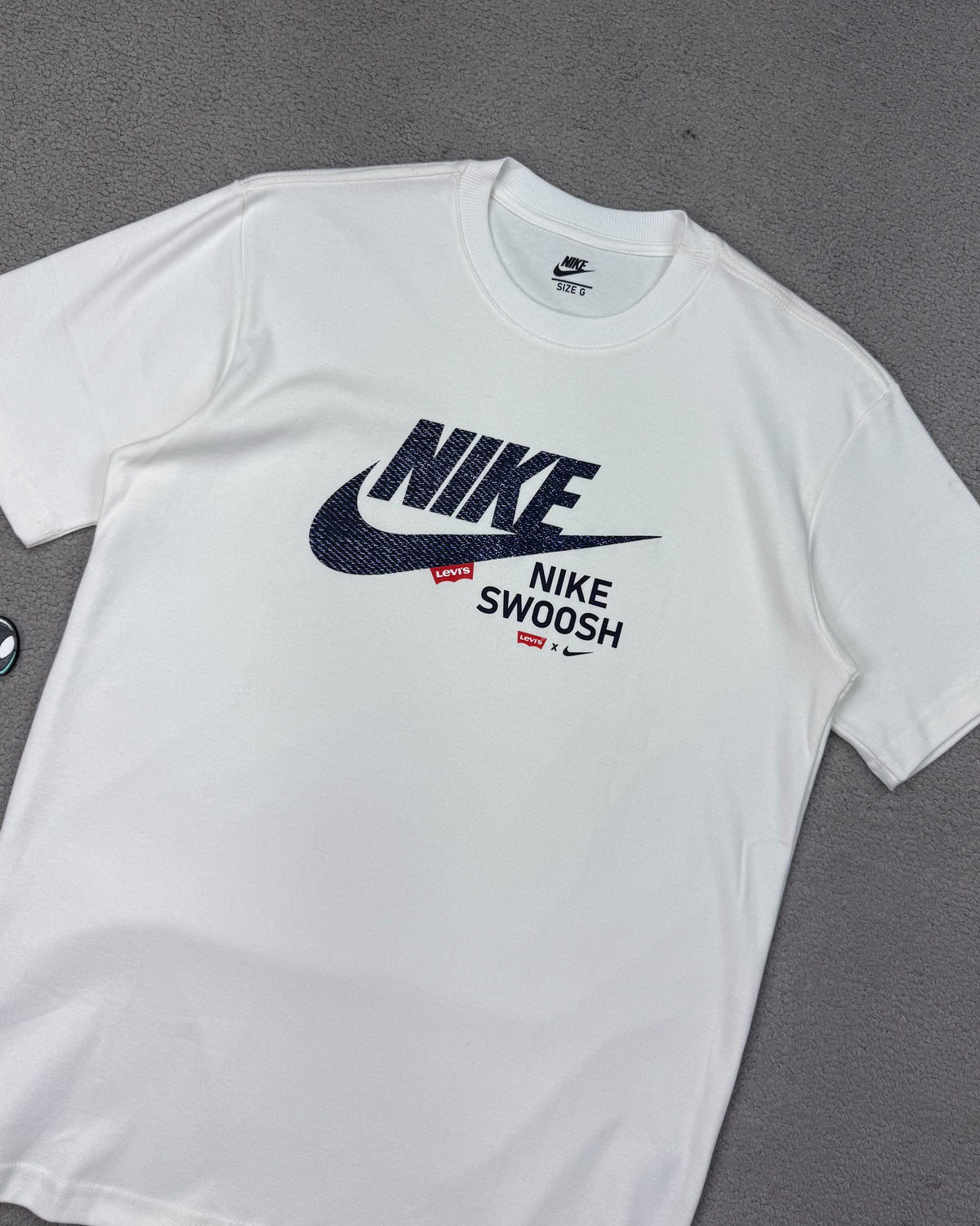 CAMISETA MALHÃO SWOOSH NK/LEVIS