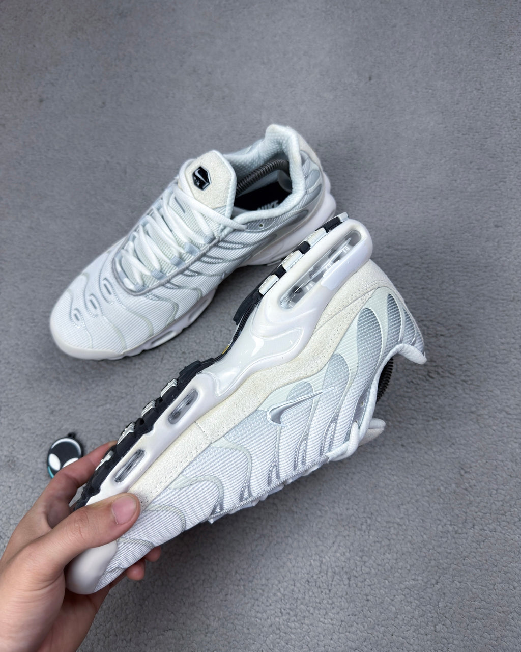 TÊNIS NK AIR MAX PLUS TN CAMURÇA