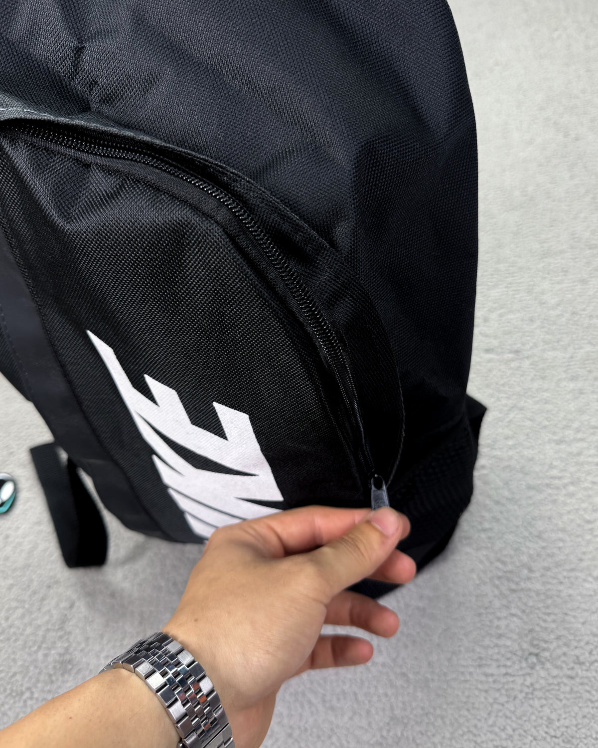 MOCHILA NK LETREIRO 2 BOLSOS