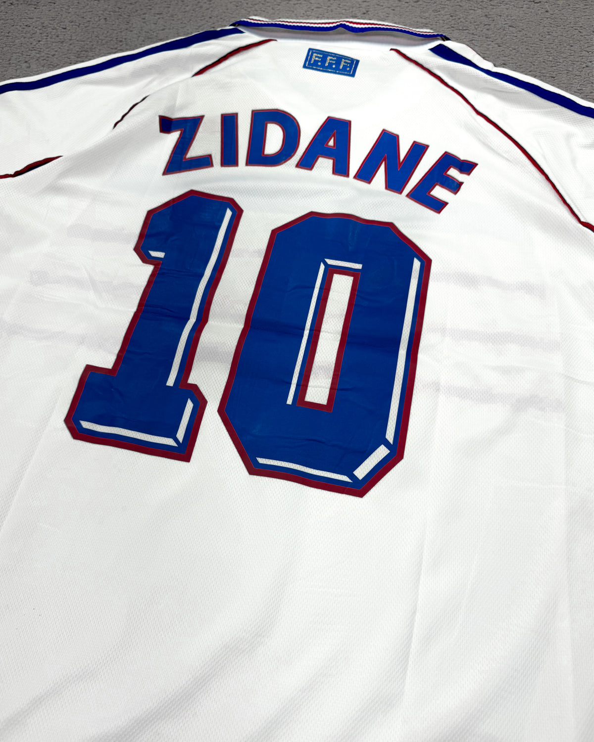CAMISETA RETRÔ FRANÇA ZIDANE 98