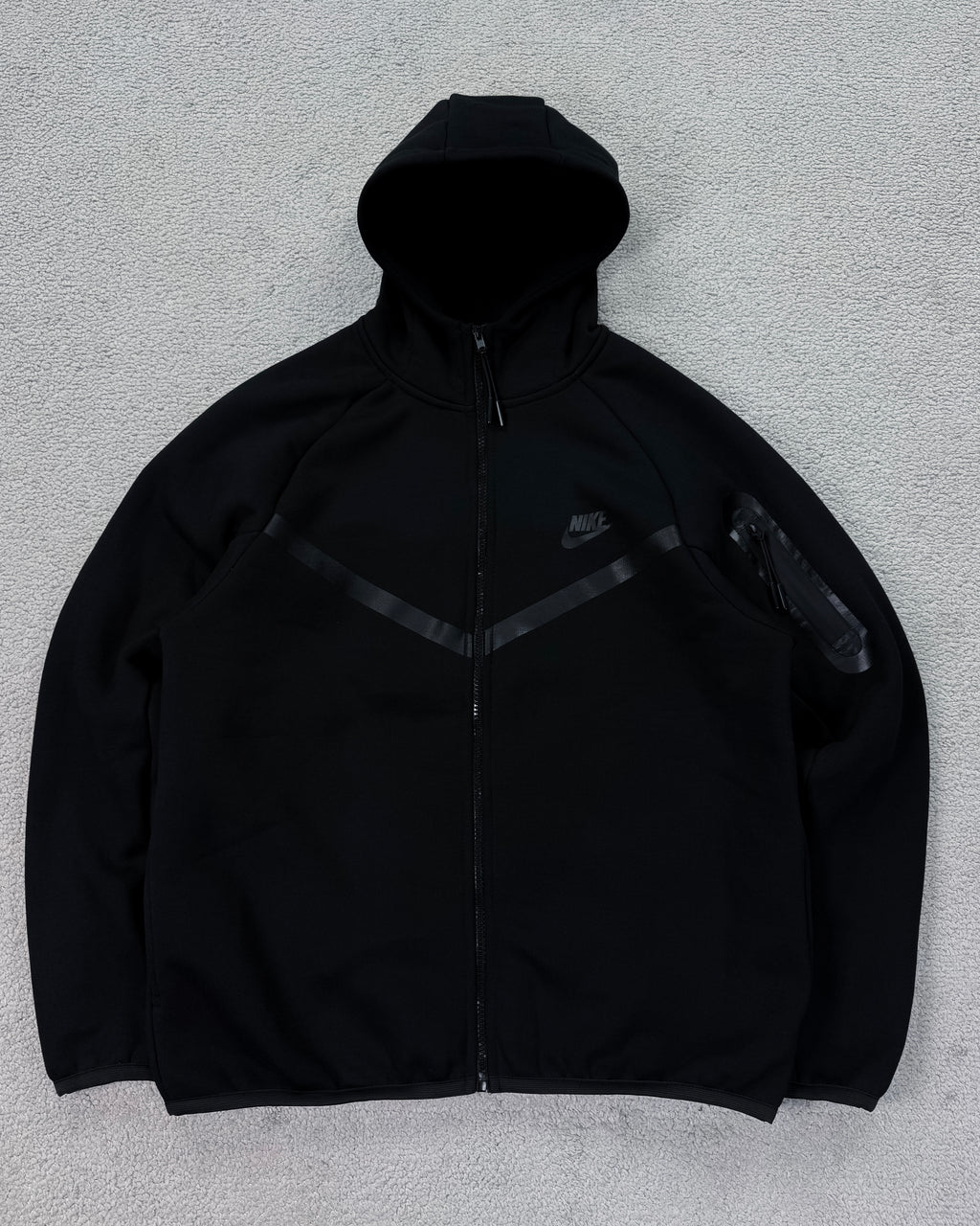 MOLETOM NK TECH FLEECE ALL BLACK