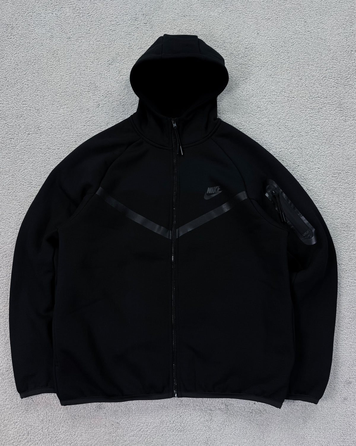 MOLETOM NK TECH FLEECE ALL BLACK