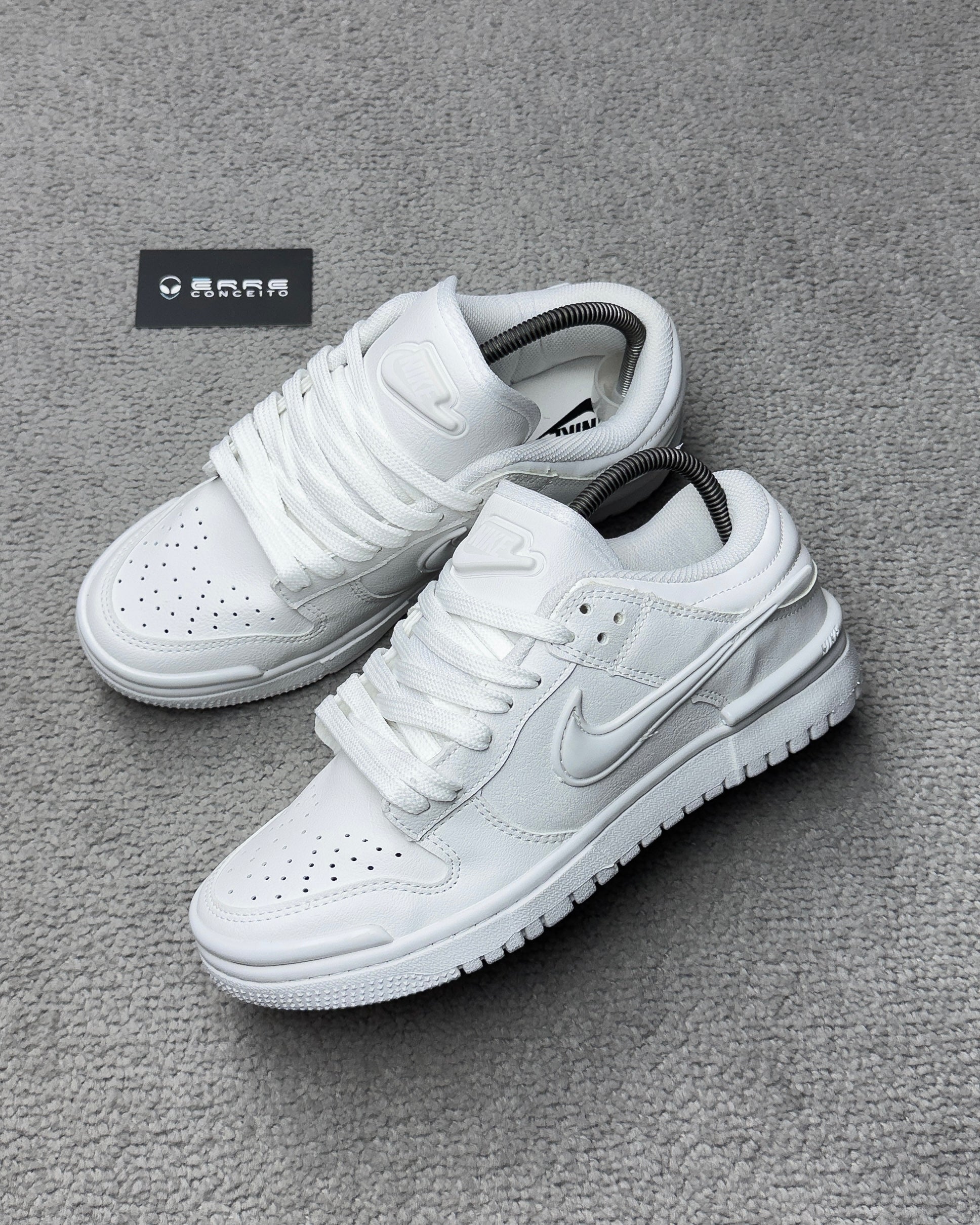 TÊNIS NK DUNK LOW TWIST