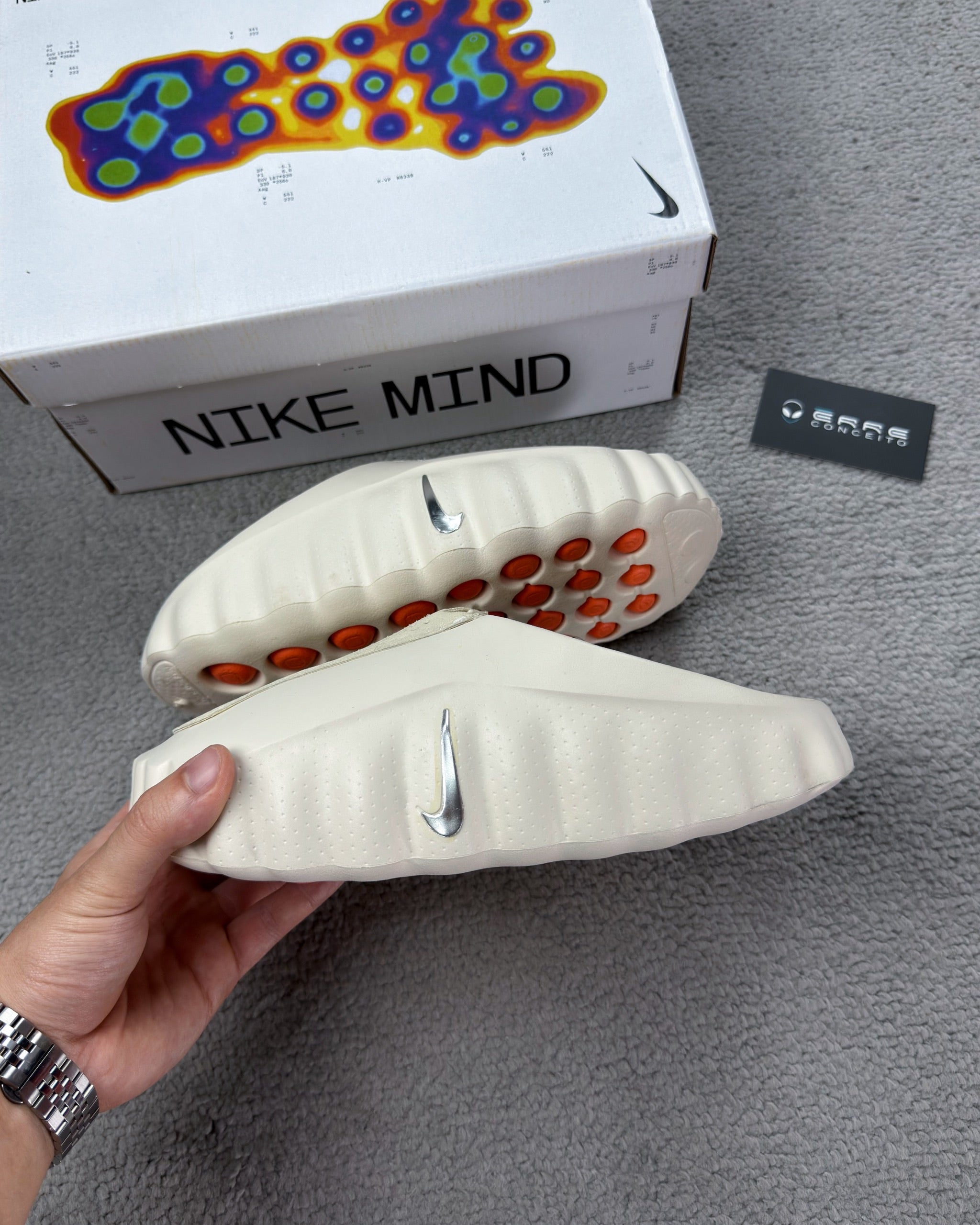 CHINELO NIKE MIND 001