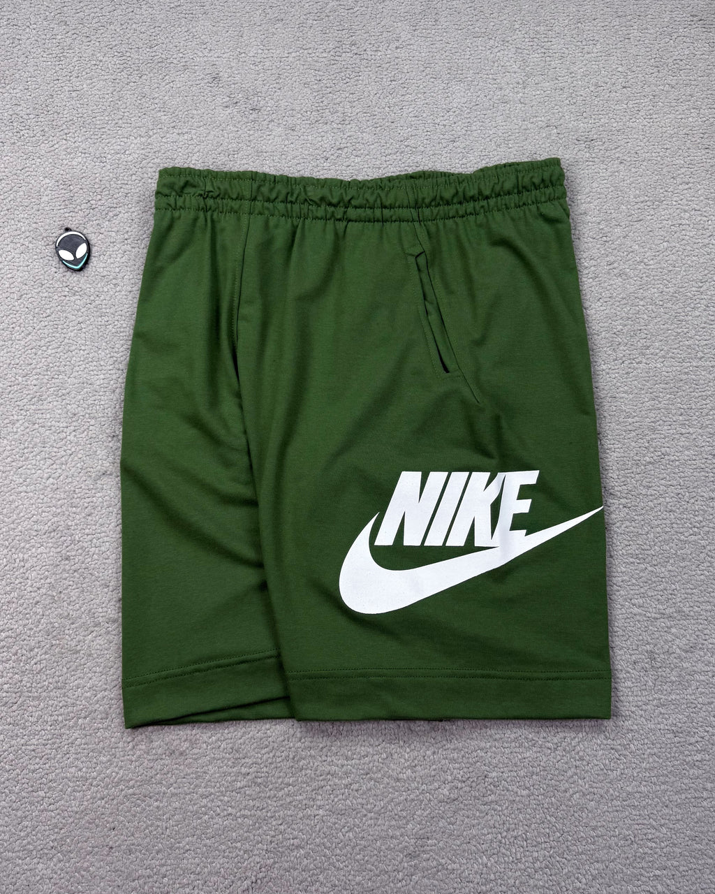 BERMUDA MOLETINHO NK ICON VERDE