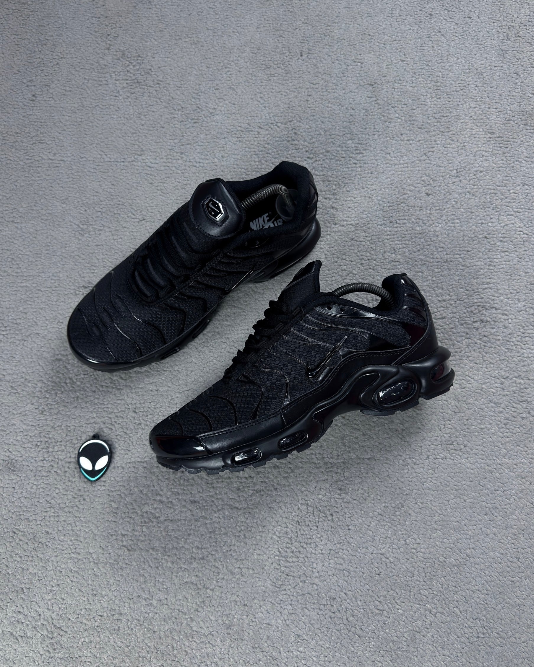 TÊNIS NK AIR MAX PLUS TN ALL BLACK