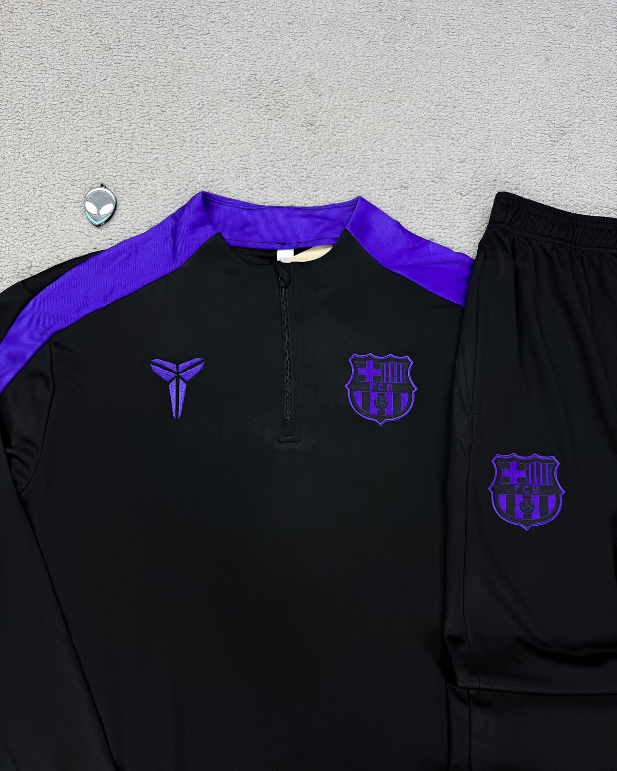 CONJUNTO TREINO BARCELONA PRETO/ROXO