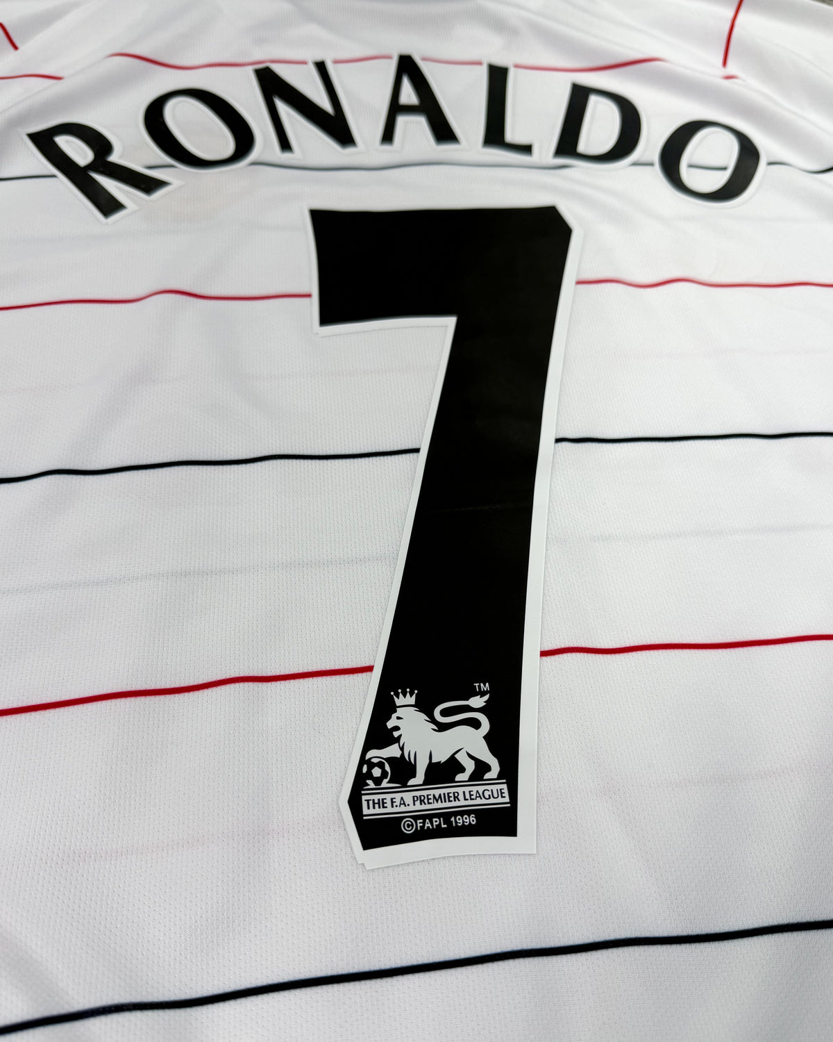 CAMISETA RETRÔ MANCHESTER UNITED 2004/2005 CR7