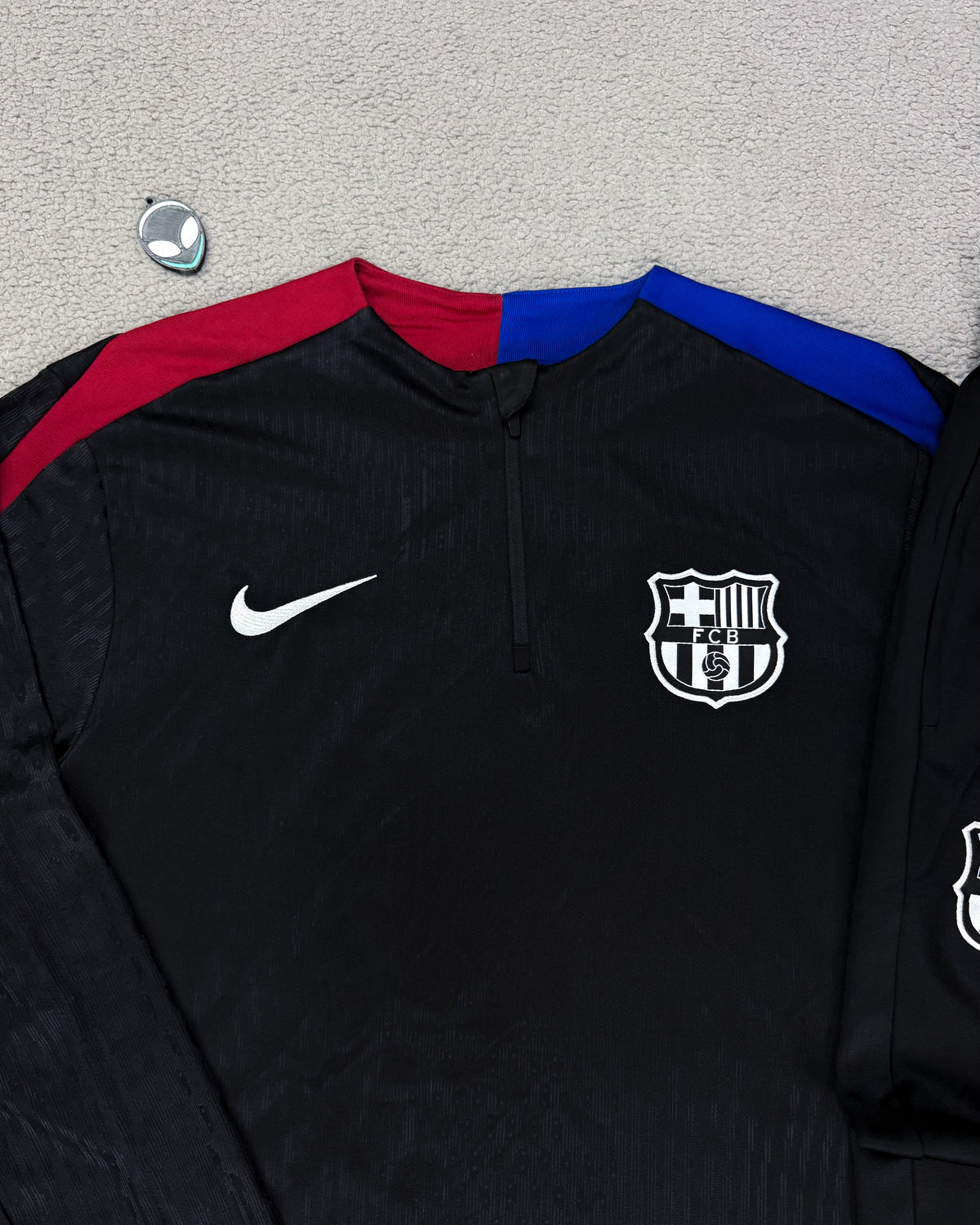 CONJUNTO TREINO BARCELONA PRETO, AZUL, VERMELHO