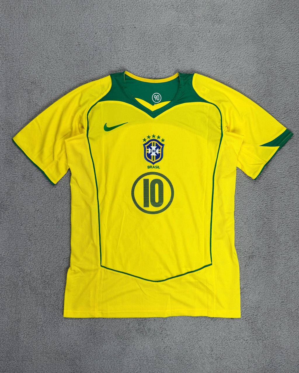 CAMISA RETRÔ BRASIL TOTAL 90 RONALDINHO 2004/2005