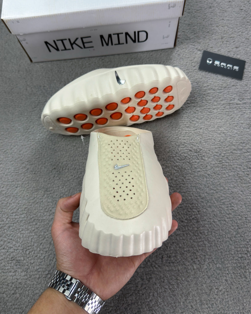CHINELO NIKE MIND 001