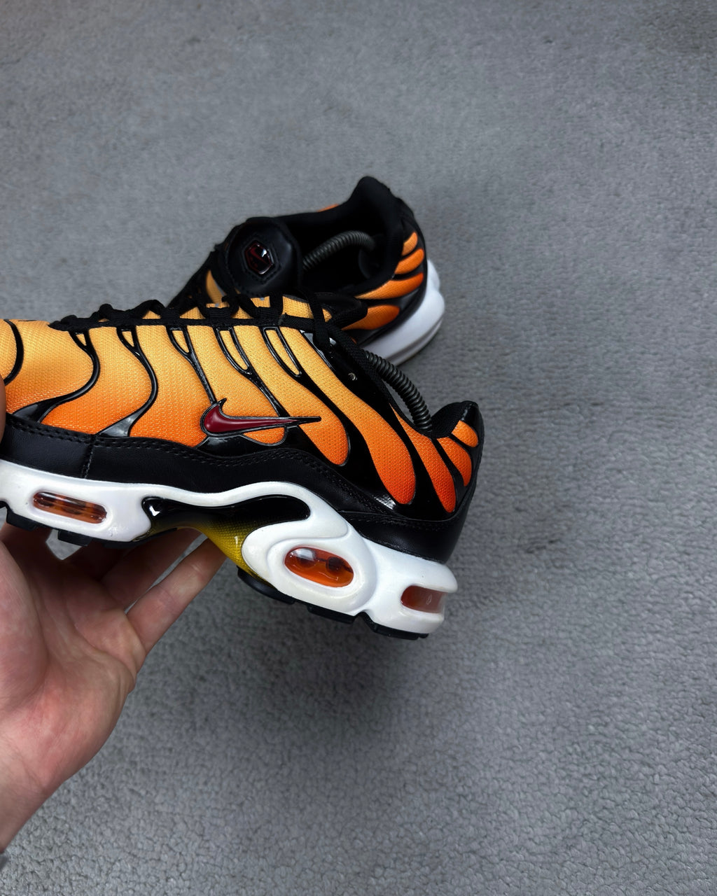 TÊNIS NK AIR MAX PLUS TN SUNSET