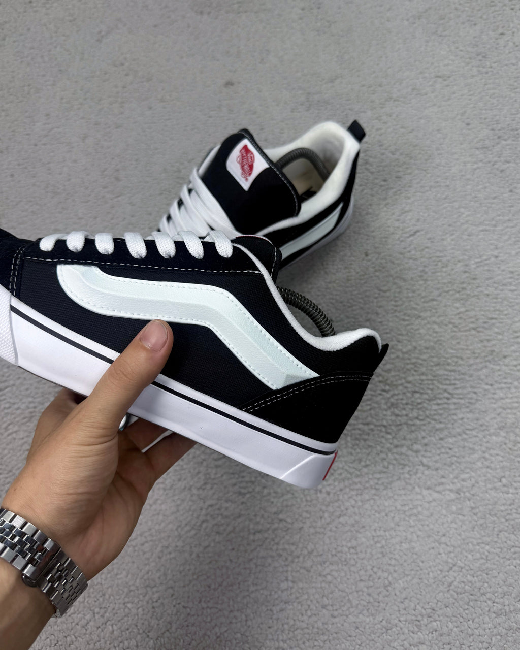 TÊNIS VANS KNU SKOOL