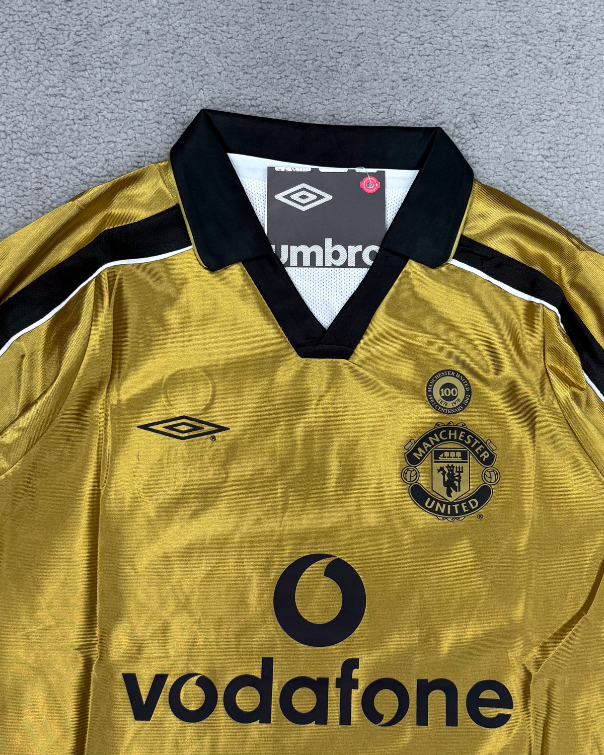 CAMISETA RETRÔ CENTENÁRIO 1902 - 2002 MANCHESTER UNITED DUPLA FACE