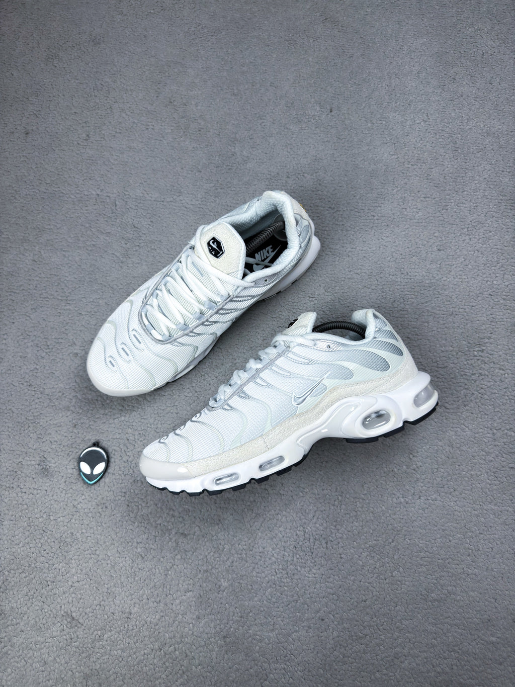 TÊNIS NK AIR MAX PLUS TN CAMURÇA