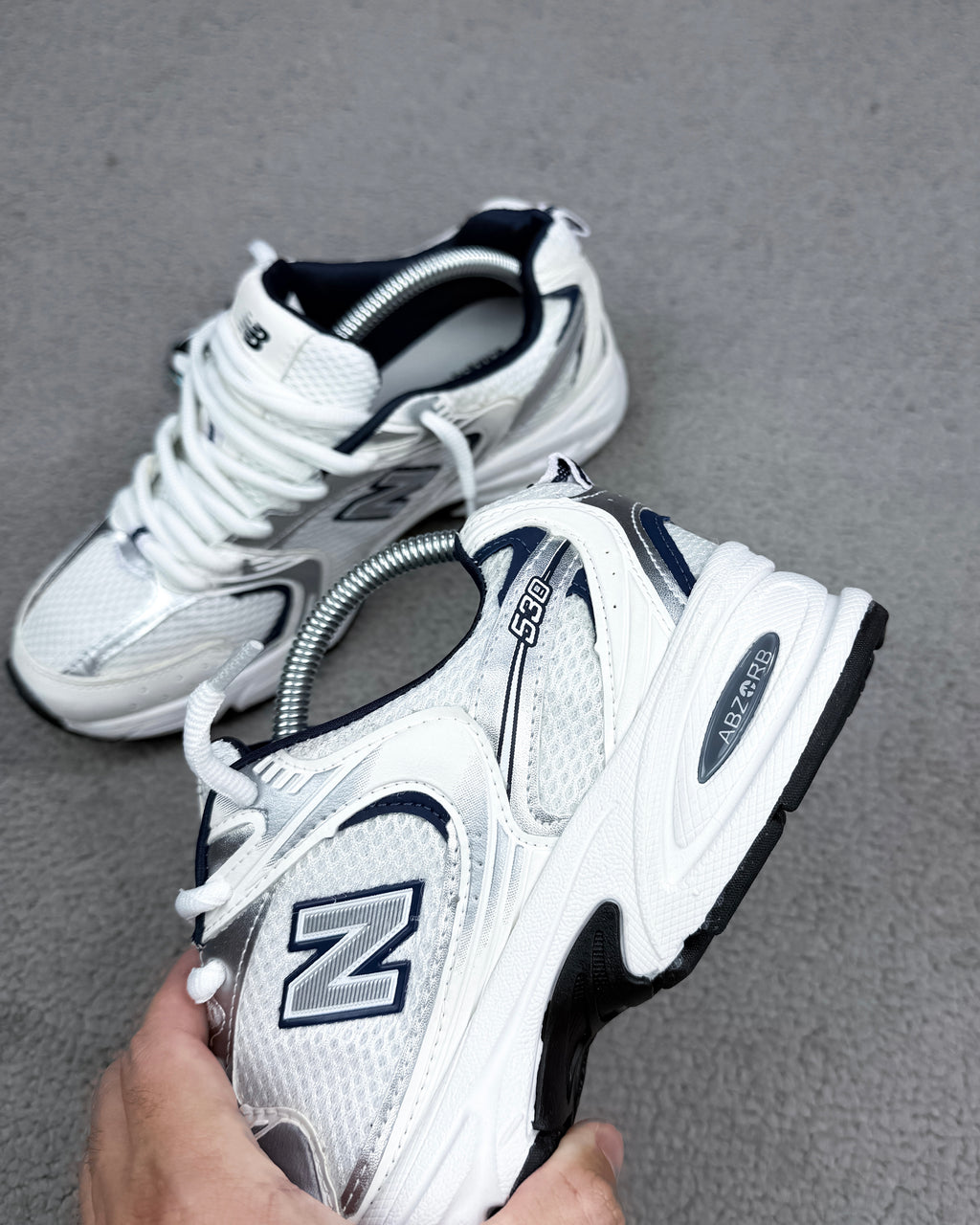 TÊNIS NB 530 - WHITE SILVER