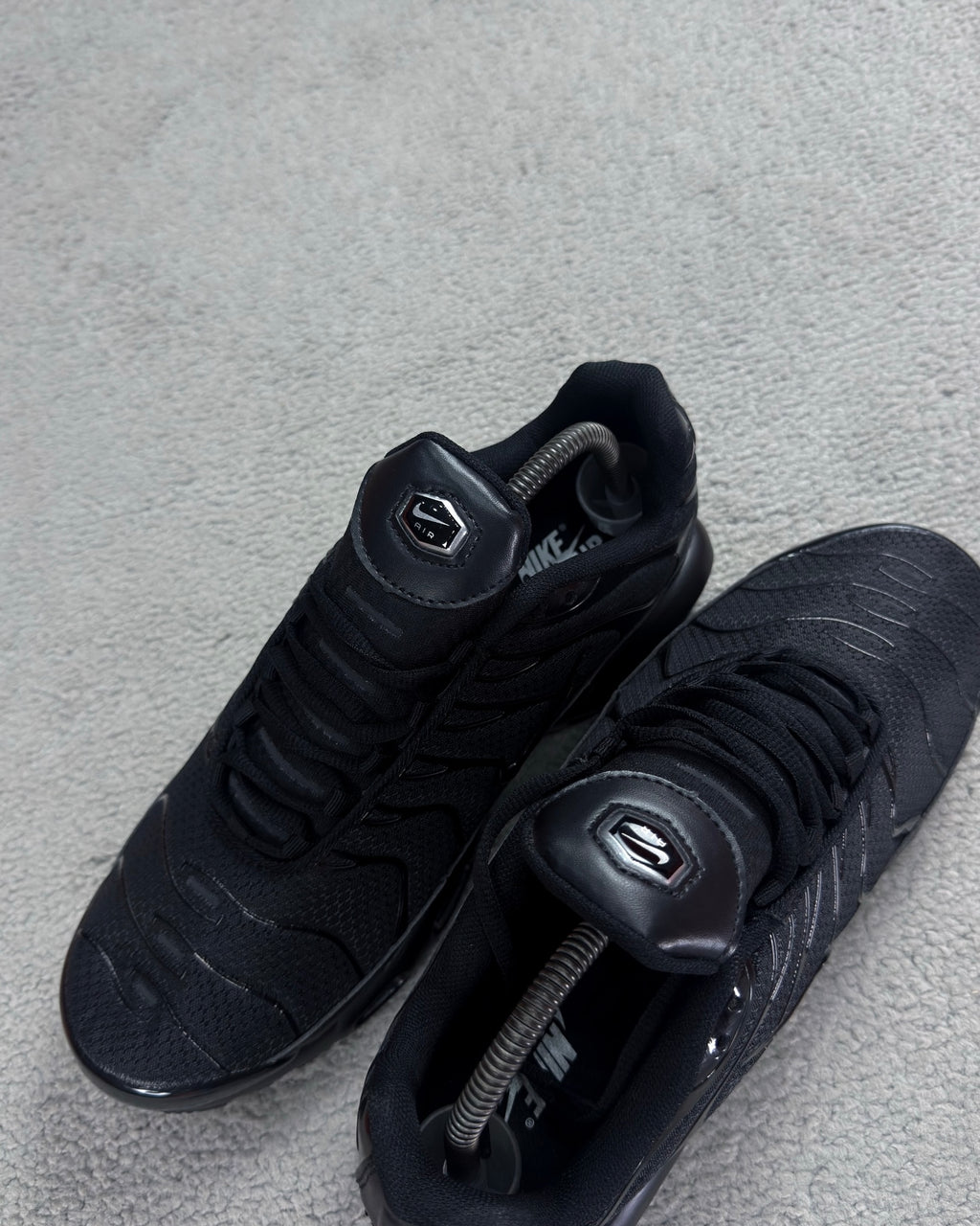 TÊNIS NK AIR MAX PLUS TN ALL BLACK